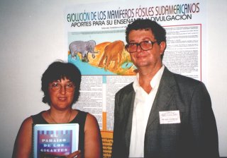 Descripci�n: Descripci�n: Descripci�n: Congreso Osvaldo Reig, Universidad CAECE, 2002